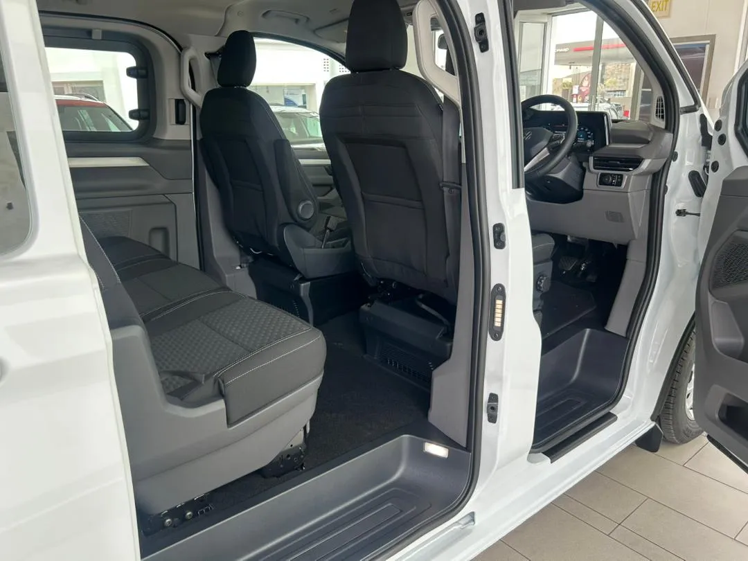 KOMBI COMMERCE 2.0 TDI 125KW — photo 15
