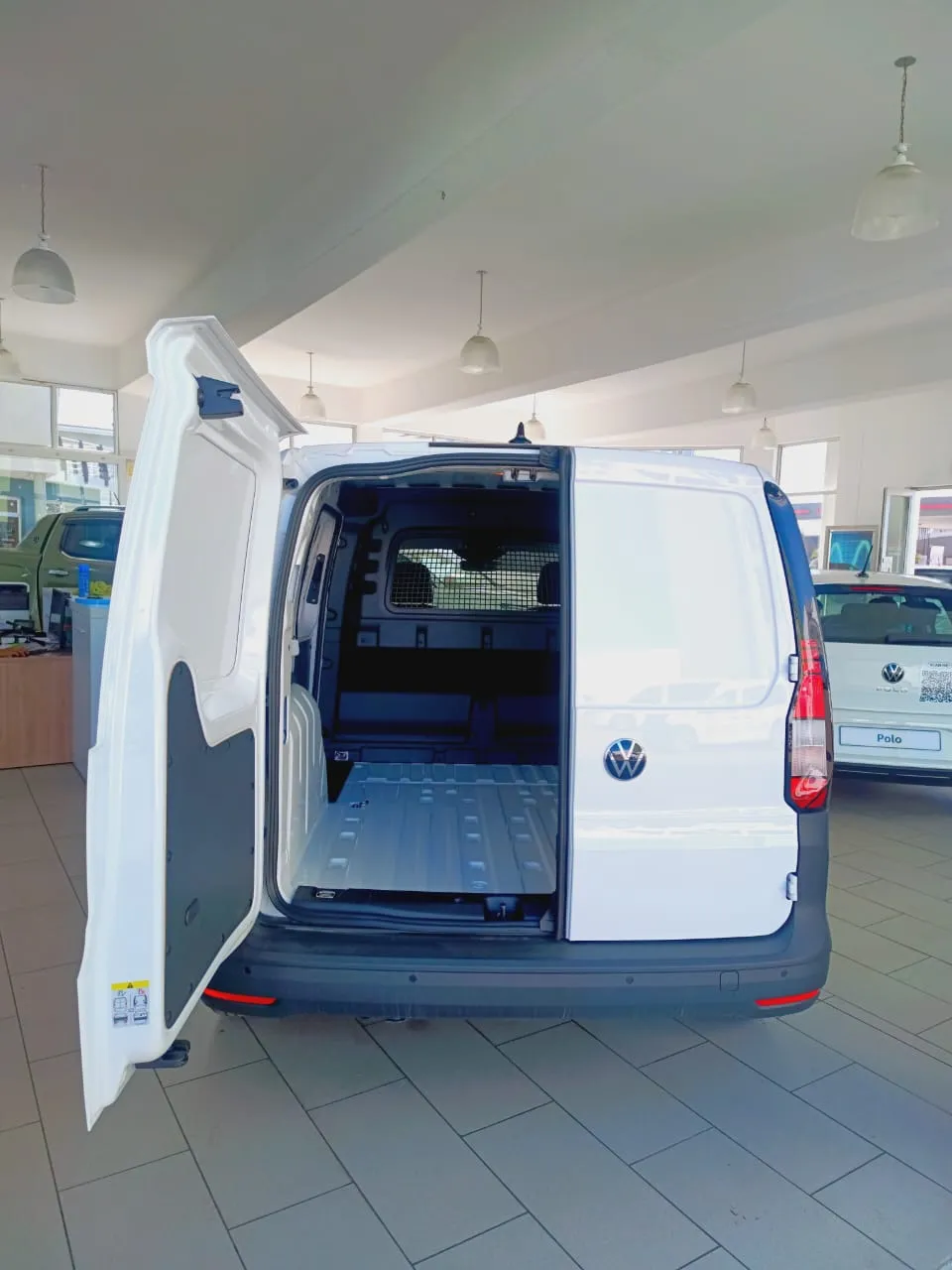 CADDY CARGO 2.0 TDI 75KW — photo 6