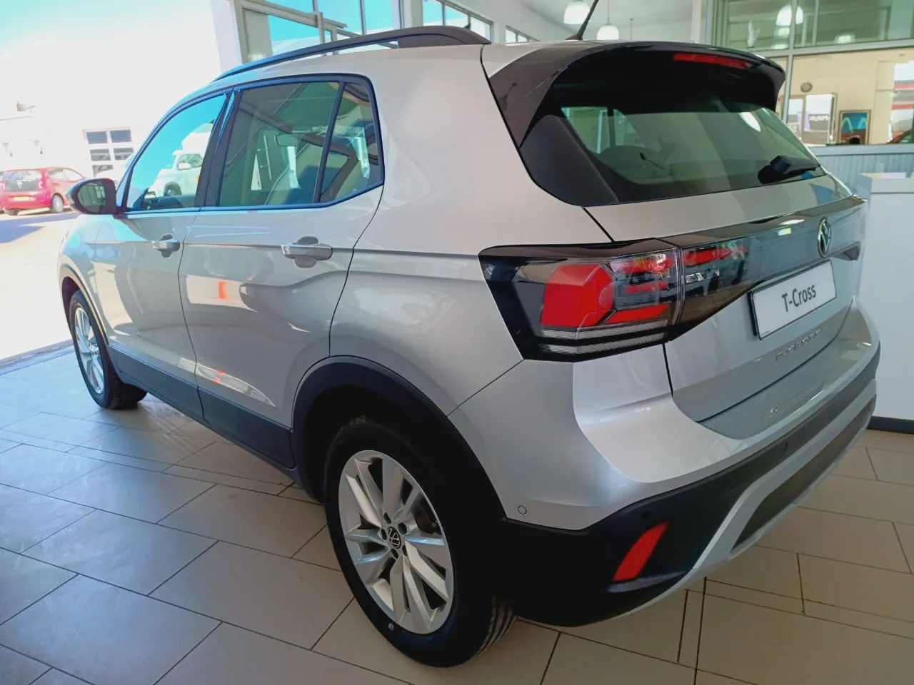 TCROSS 1.0 TSI 85KW LIFE DSG — photo 4