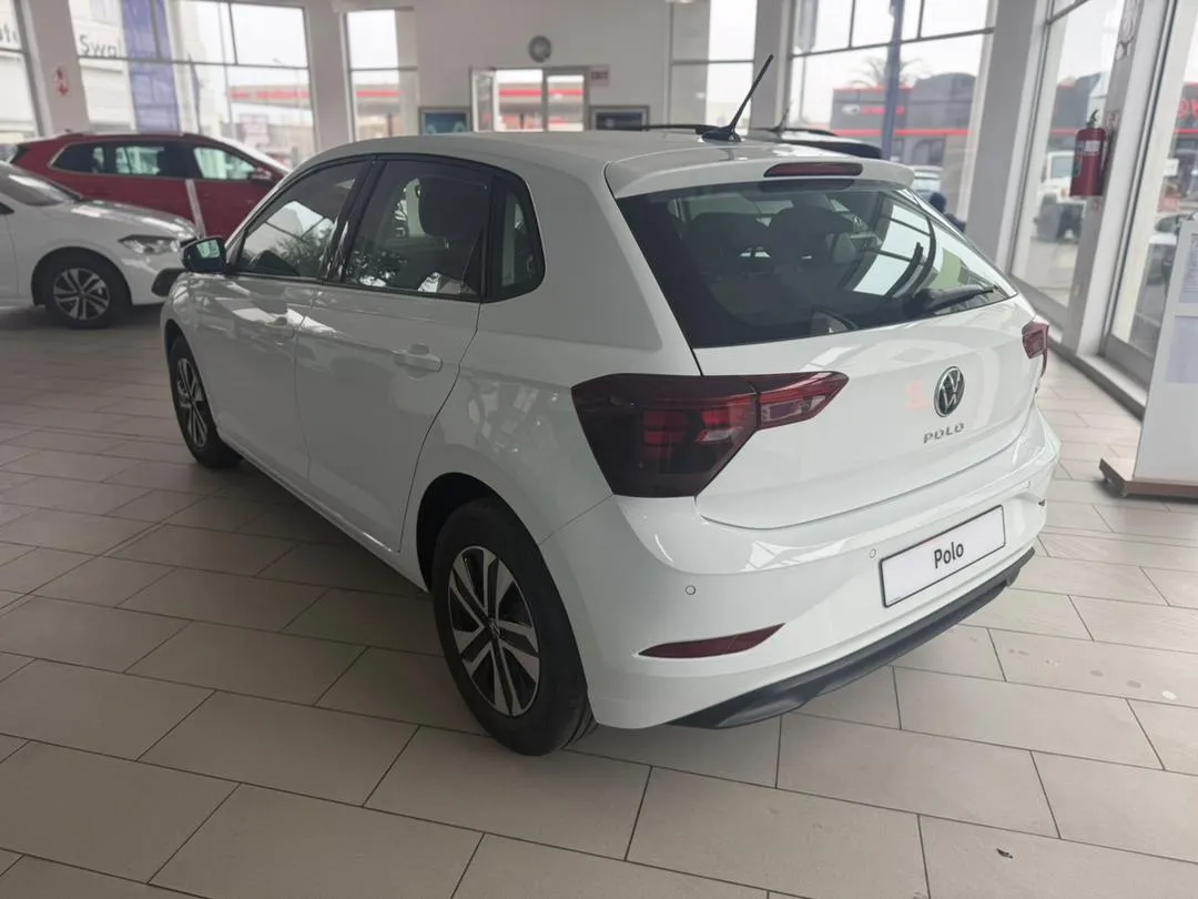 POLO LIFE 1.0 TSI 85KW — photo 4