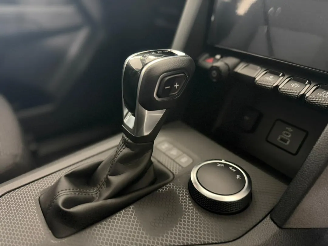 AMAROK DC 2.0 TDI 125KW 4MOTION 10 SPEED AUTO — photo 8