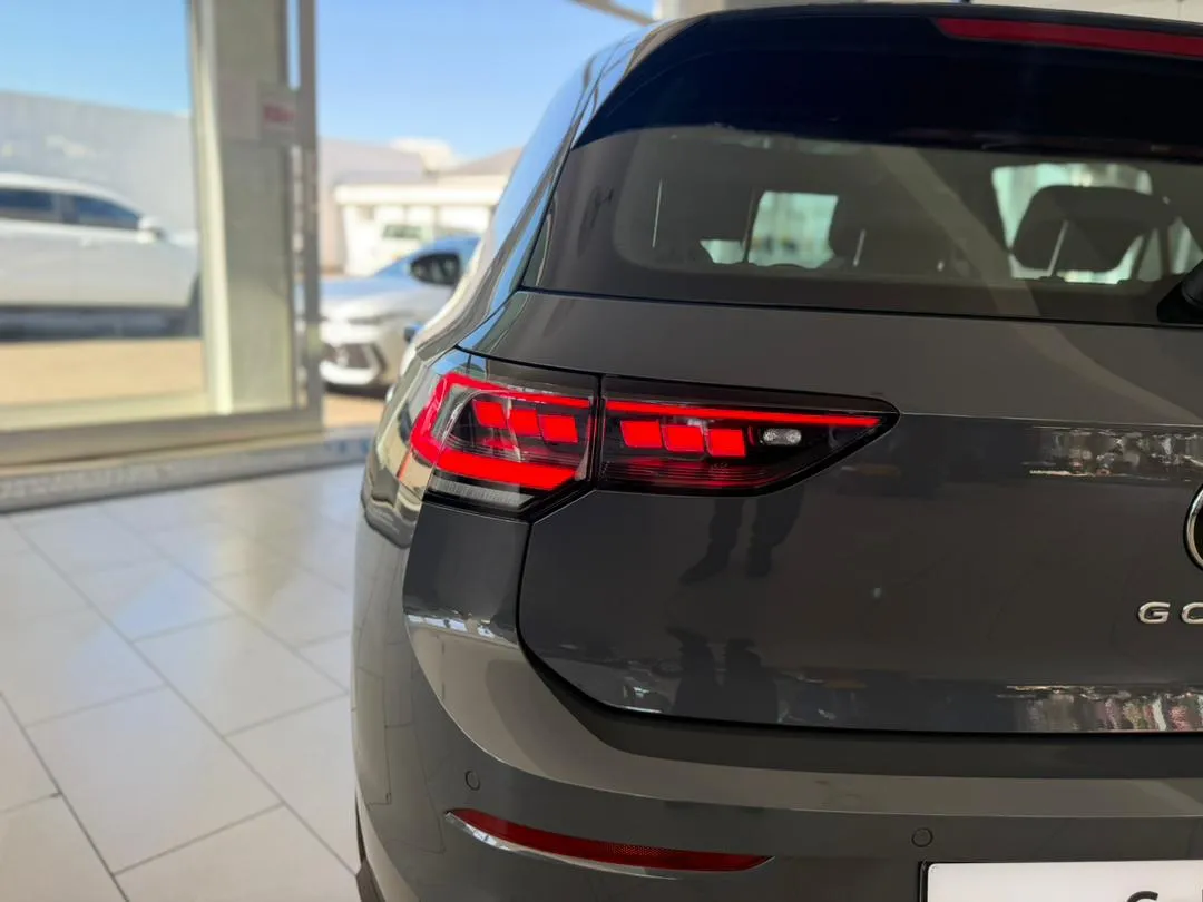 GOLF R-LINE TSI 110KW TIPTRONIC — photo 9
