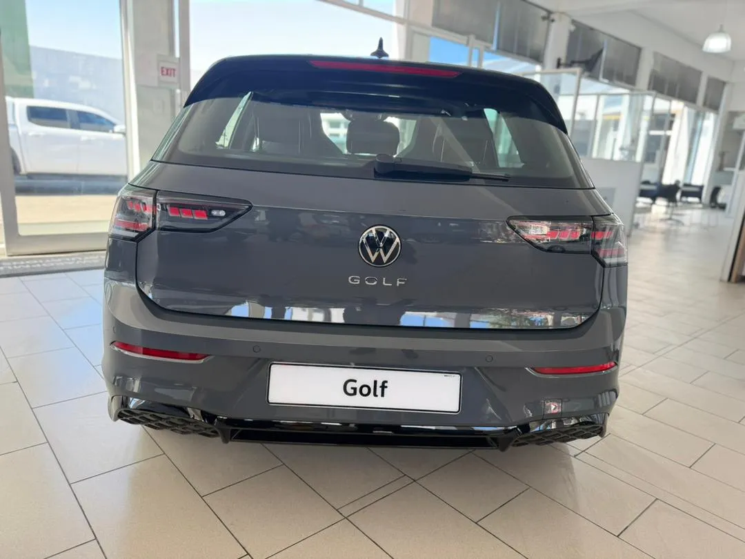 GOLF R-LINE TSI 110KW TIPTRONIC — photo 4