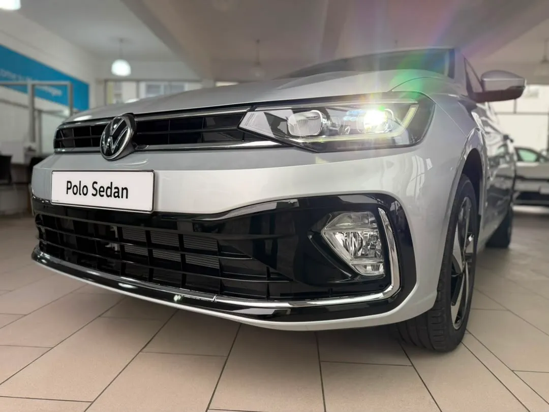 POLO SEDAN 1.0 TSI 85KW STYLE TIPTRONIC — photo 8