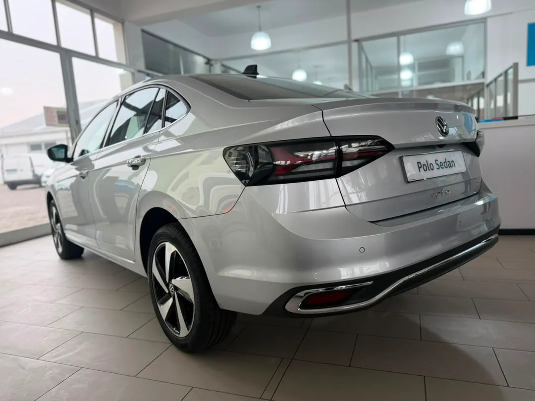 POLO SEDAN 1.0 TSI 85KW STYLE TIPTRONIC — photo 3