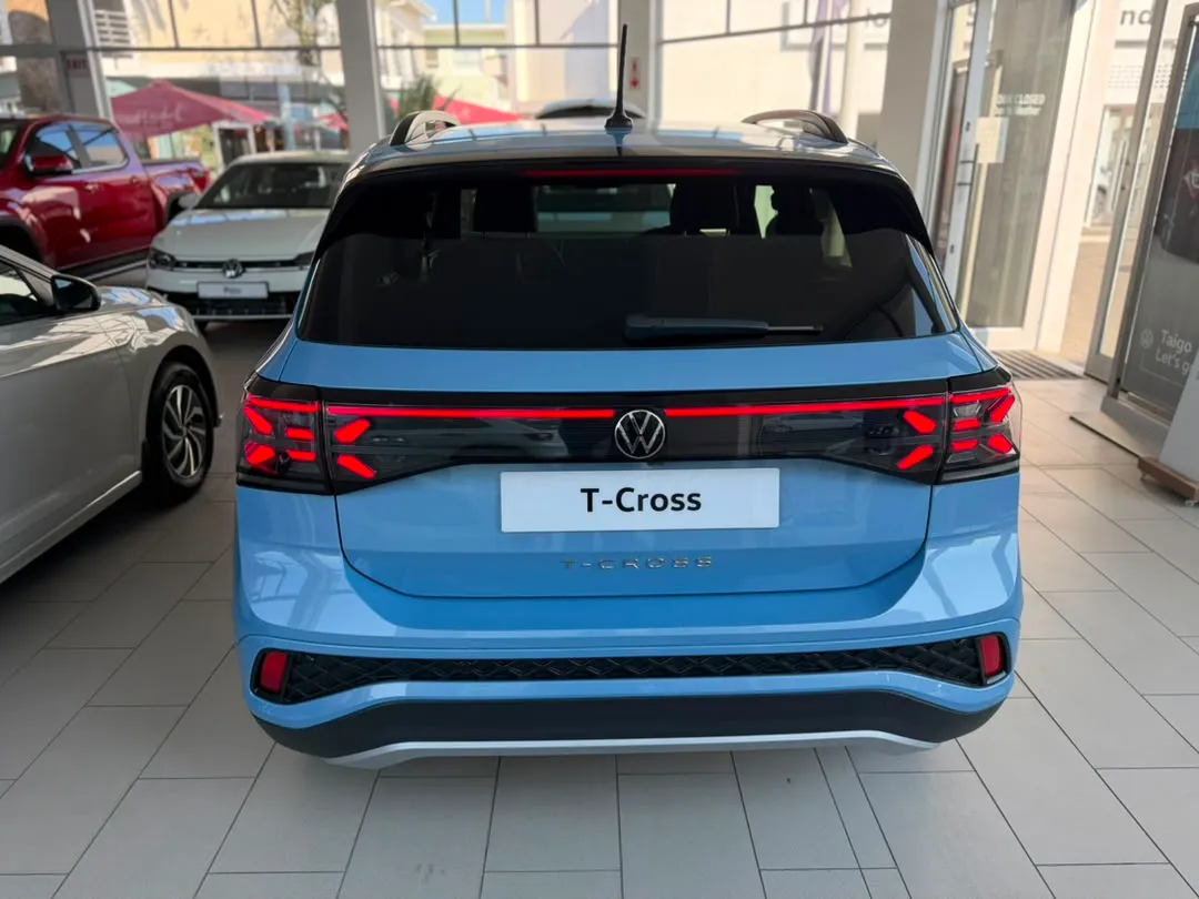 T-CROSS R-LINE 1.0 TSI 85KW 7SPEED DSG — photo 8