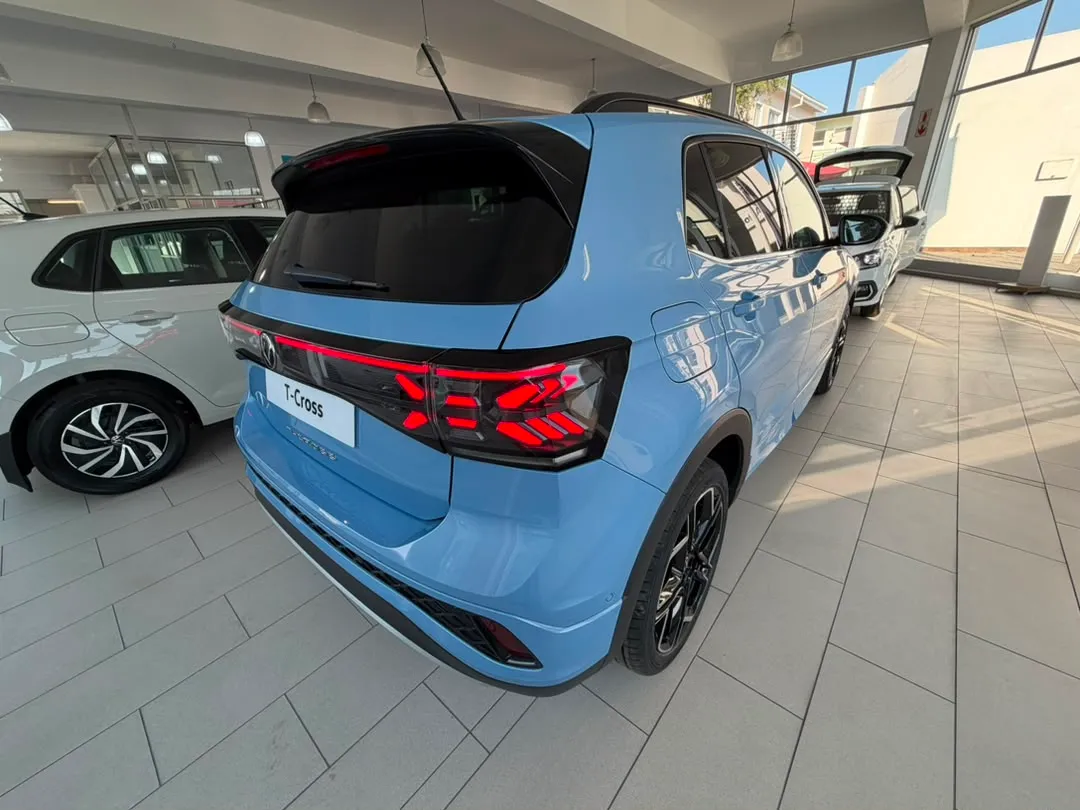 T-CROSS R-LINE 1.0 TSI 85KW 7SPEED DSG — photo 6