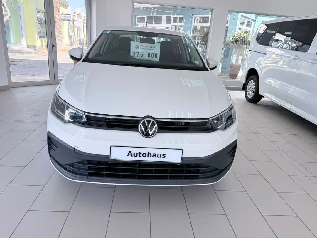 POLO SEDAN 1.6 LIFE — photo 10