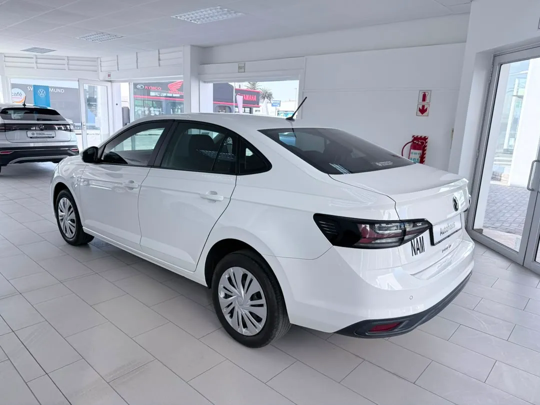 POLO SEDAN 1.6 LIFE — photo 7