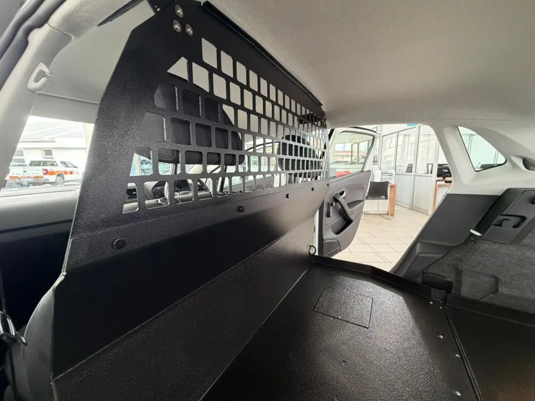 POLO VIVO EXPRESS 1.4 63KW — photo 9