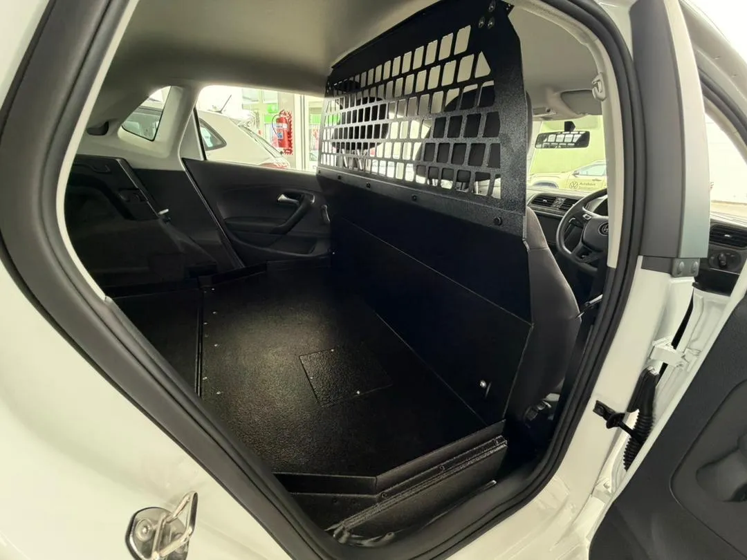 POLO VIVO EXPRESS 1.4 63KW — photo 6