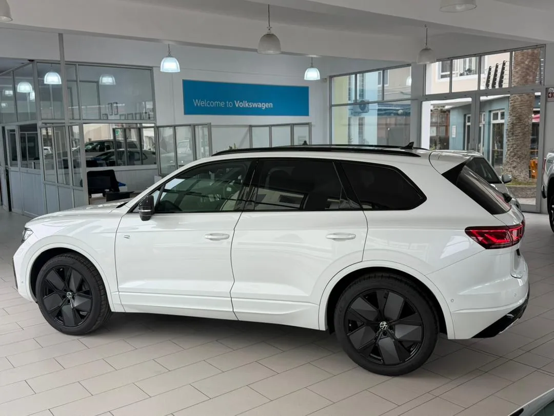 TOUAREG 3.0 TDI V6 190KW R-LINE TIPTRONIC — photo 8