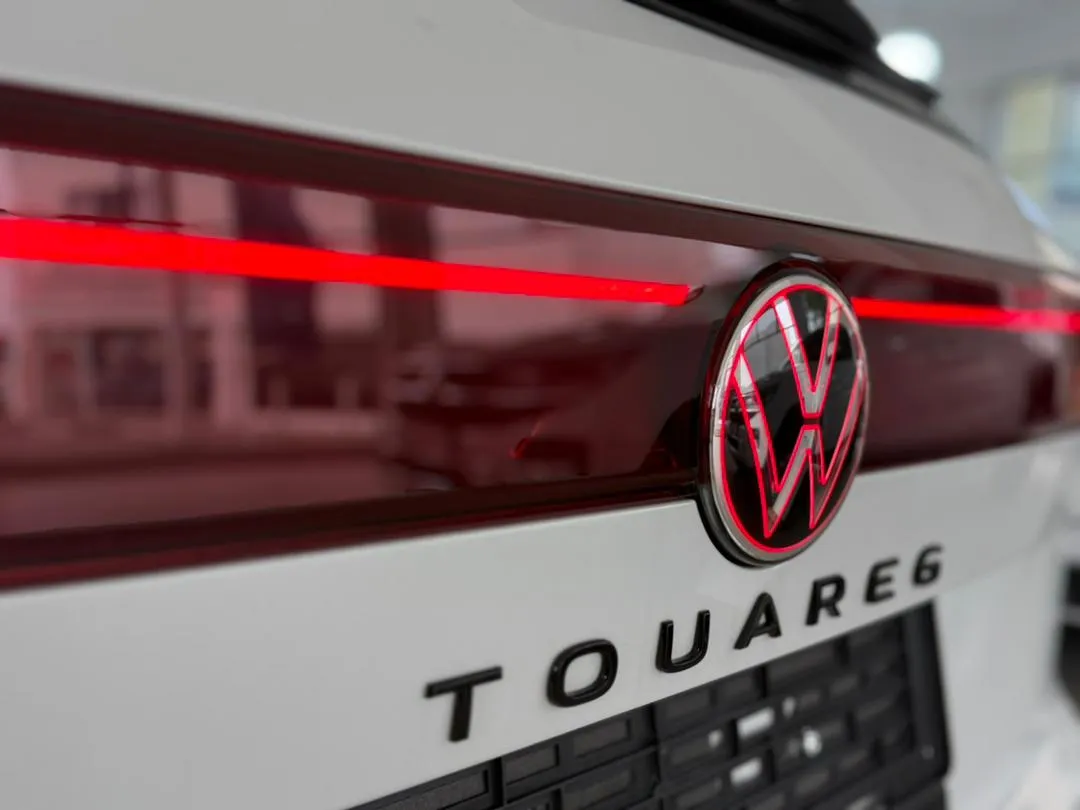 TOUAREG 3.0 TDI V6 190KW R-LINE TIPTRONIC — photo 6