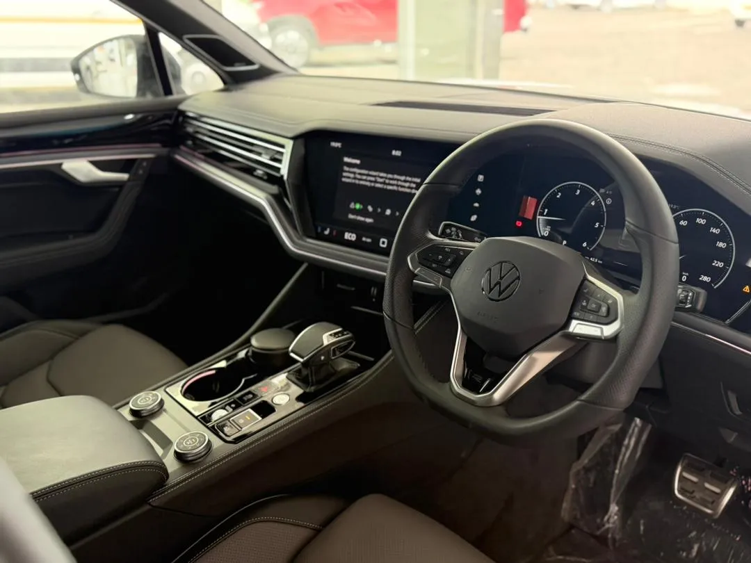 TOUAREG 3.0 TDI V6 190KW R-LINE TIPTRONIC — photo 5