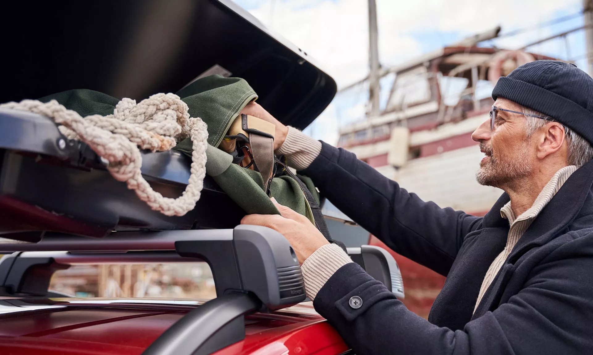 accessories-image-ezgif.com-webp-to-jpg-converter